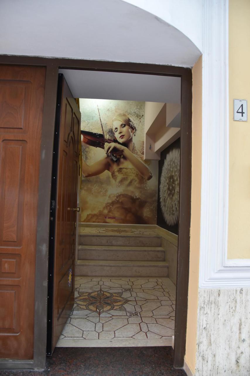 Alindro City Center Apartment Τίρανα Εξωτερικό φωτογραφία