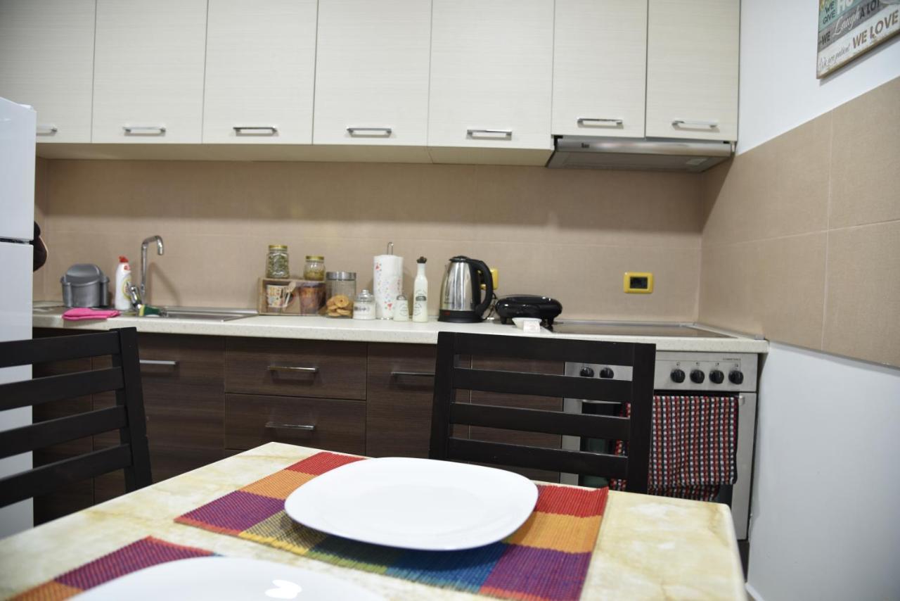 Alindro City Center Apartment Τίρανα Εξωτερικό φωτογραφία